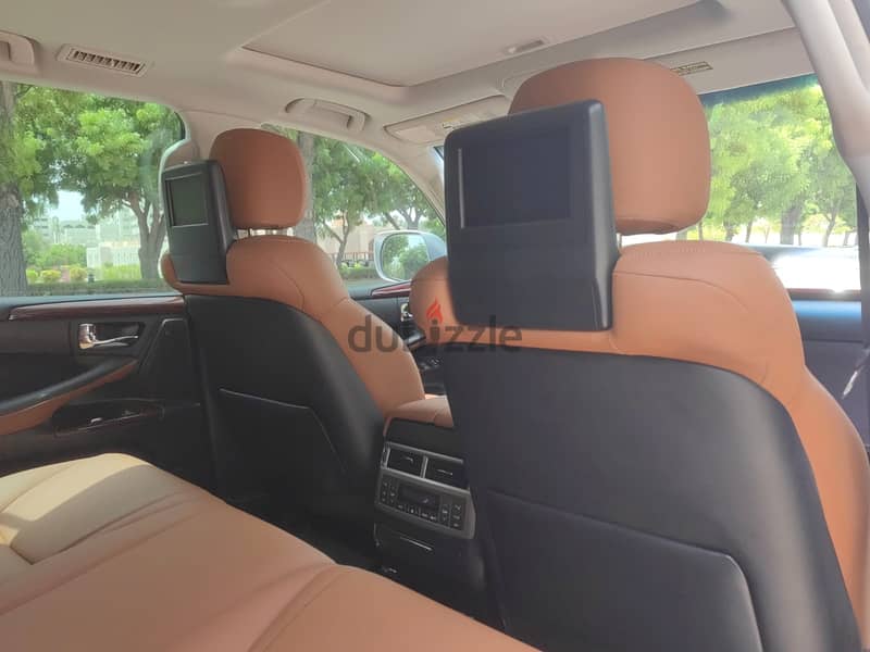 Lexus LX 570 2015 9