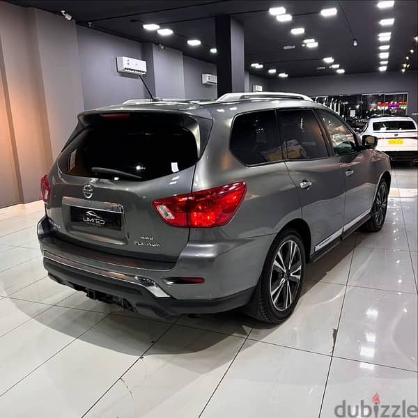 Nissan Pathfinder 2018 1