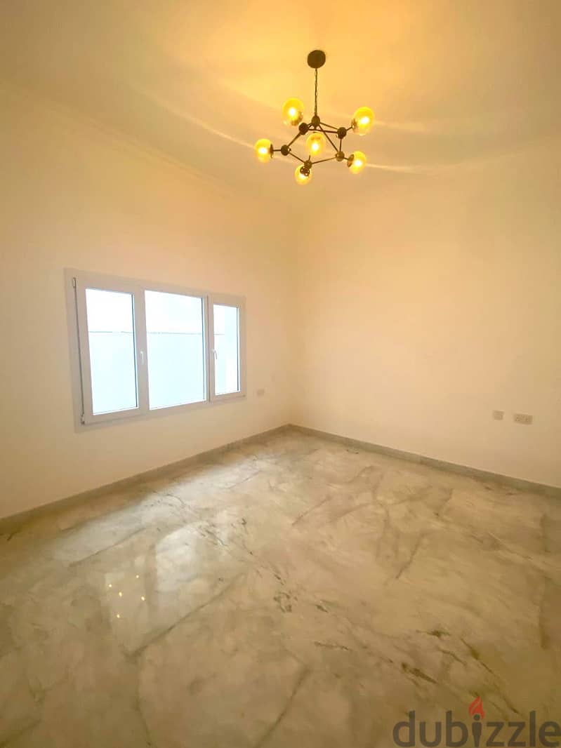 "SR-AM-645 For Rent: Stunning Villa in Al Azaiba! 3