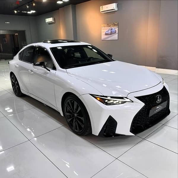 Lexus IS 350 2023 3