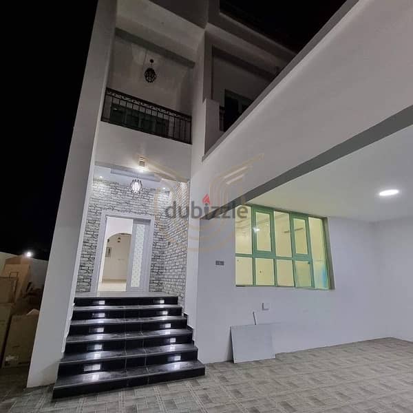 Luxury villa in Bousher Al Muna for rent 6+1 BR 1