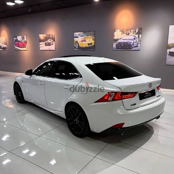 Lexus IS 350 2016 8