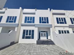 5 + 1 BR Amazing Villa in Azaiba - Close to the Beach 0