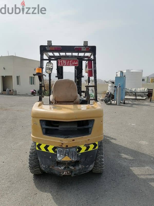 FORKLIFTS FOR RENT 8