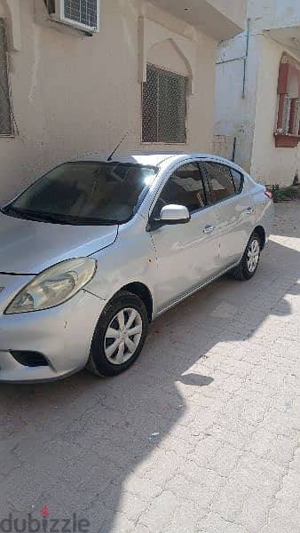 Nissan Sunny 2012 1