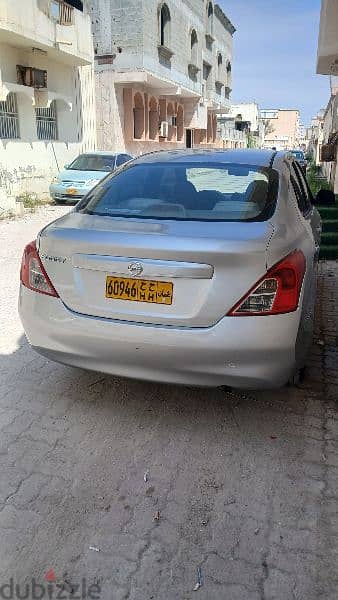 Nissan Sunny 2012 3