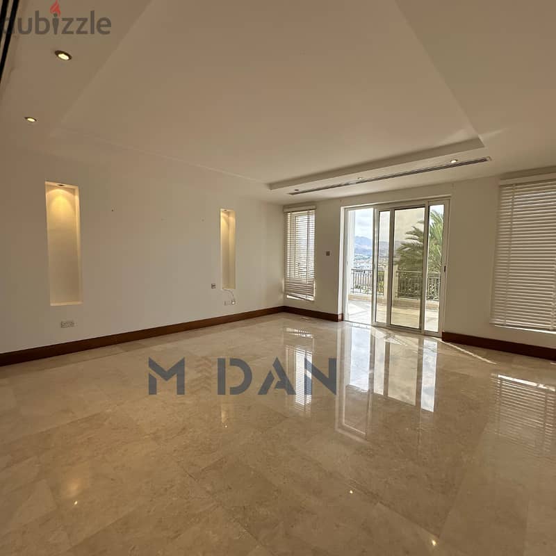 AL QURUM | SPACIOUS 4+2 BR COMPOUND VILLA 17