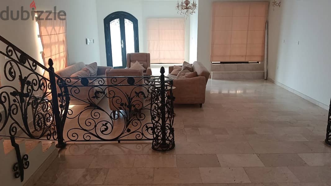 4 BHK Villa for rent in Al Khuwair 25  فيلا للايجار بالخوير 25 2