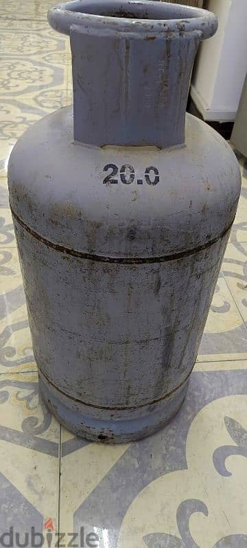 Gas cylinder 0