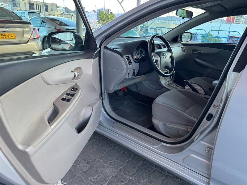 Toyota Corolla 2012 143000 km OMAN CAR,SINGLE USED 6