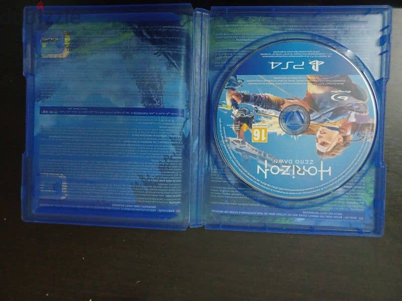 PS4 CD- Horizon zero dawn 1