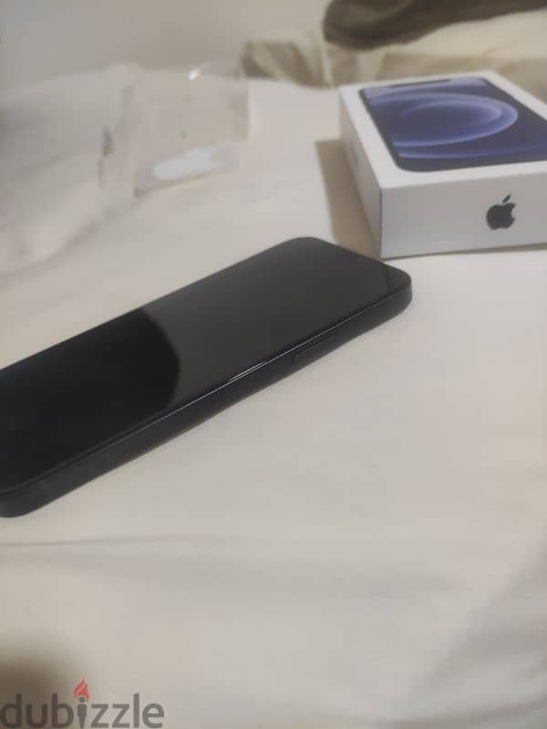 Brand new Apple iPhone 12 128gb black 175 OMR 1