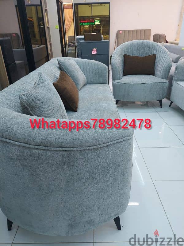 new sofa 8th seater Available 5