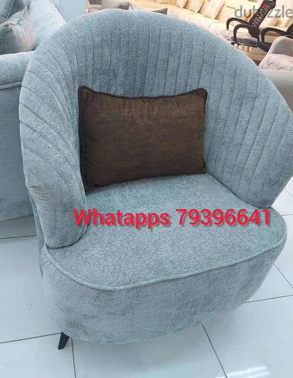 new sofa 8th seater Available 9