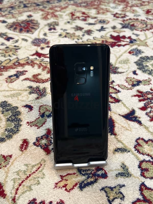 Samsung galaxy S9 64gb DUO 4