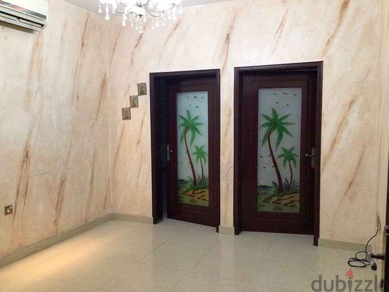 2 bhk flat for rent with 3 toilets & dinning near wadi kabir school jr 7