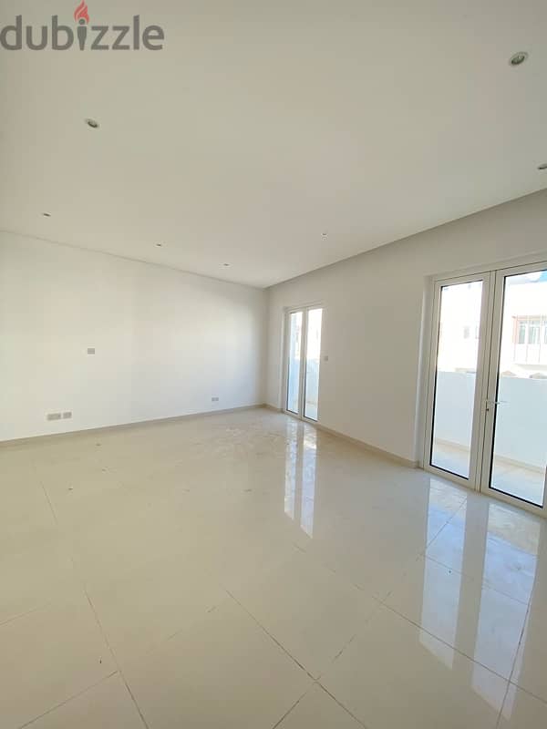 Villa for rent in Al Mouj - 4 bedrooms 6