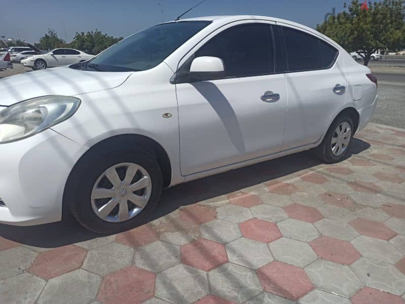 Nissan Sunny 2013 3