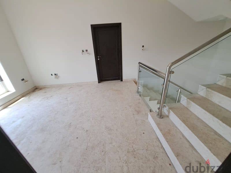 brand new villa in Ansab near the round about and Mac 9