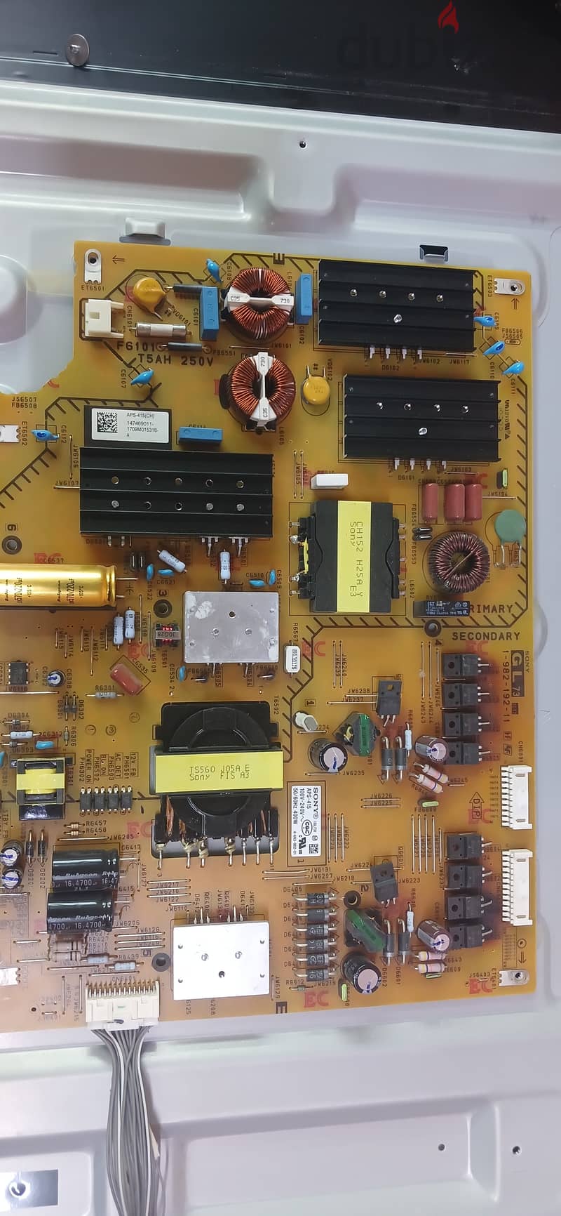 LED and LCD rapairing and installation Wall mount 1