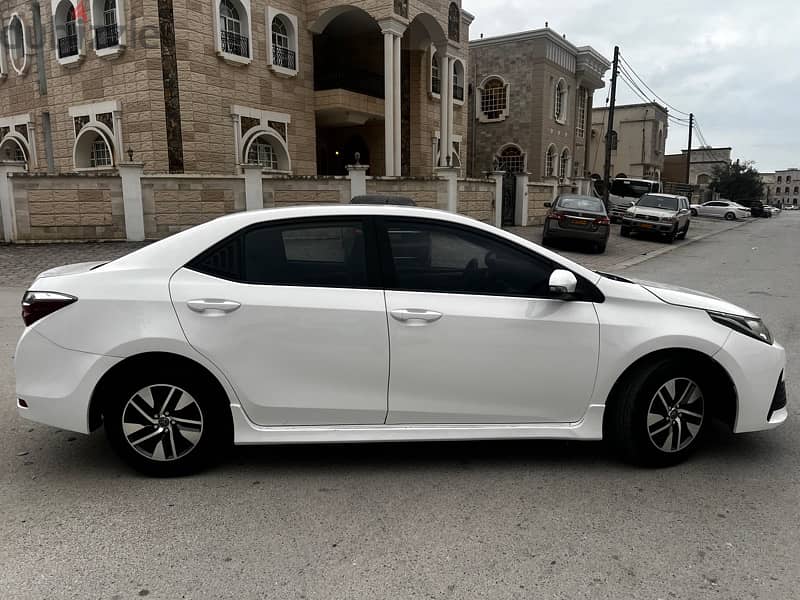 Toyota Corolla 2014 4