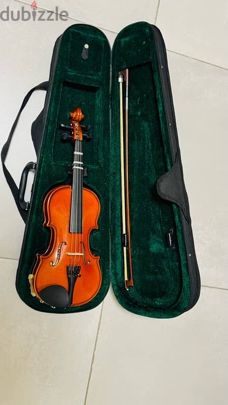 Violin 1/4 Size. 0