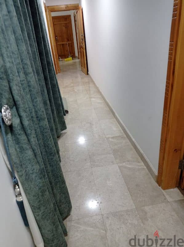 شقة في رأس الحمره/   flat in Qurum 2