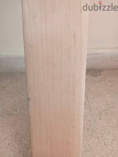 circket Bat MB Malik orignal new condition avaibale for sell 6