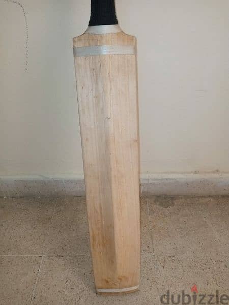 circket Bat MB Malik orignal new condition avaibale for sell 8