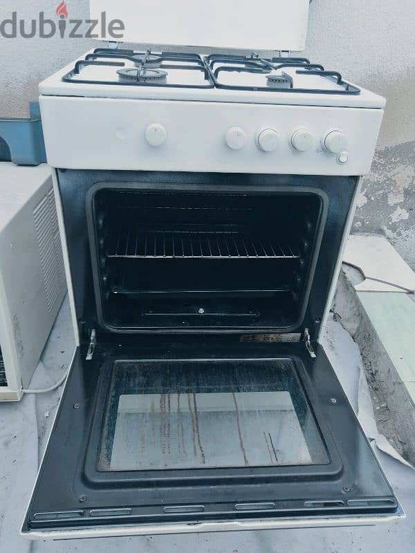 cooker 60 by 60 good condition no problem 1