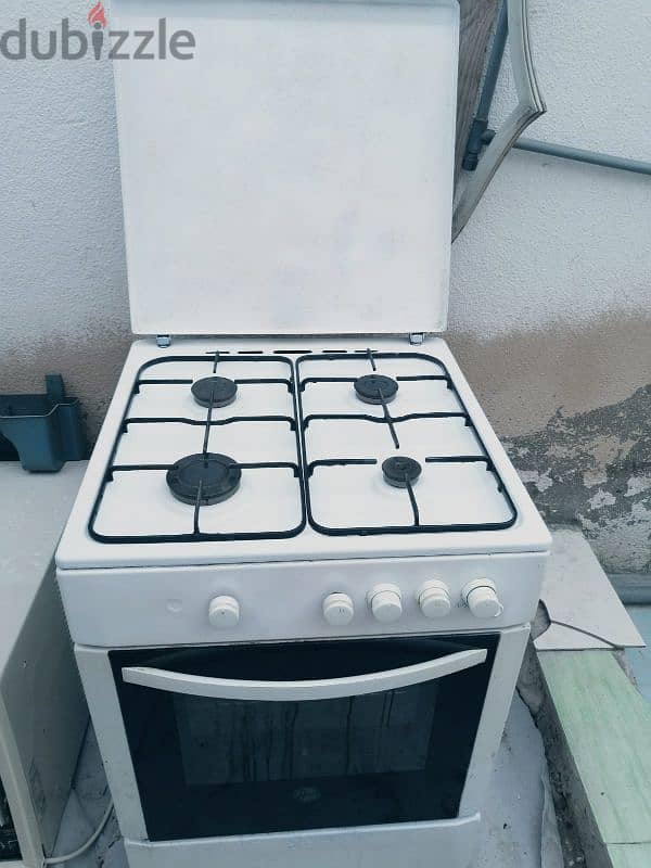 cooker 60 by 60 good condition no problem 4