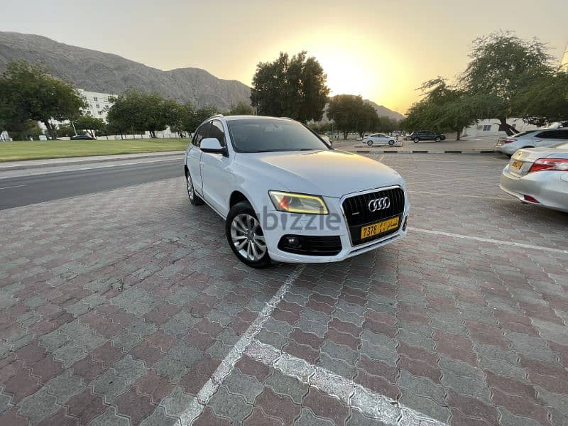 Audi Q5 2013 - Exellent Condition - 2450 R. O Urgent Sell- 98826802 8