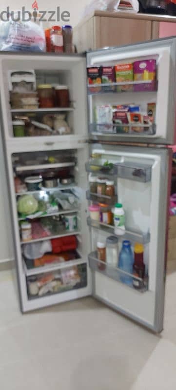 350 lit Fridge of Midea Brand 1