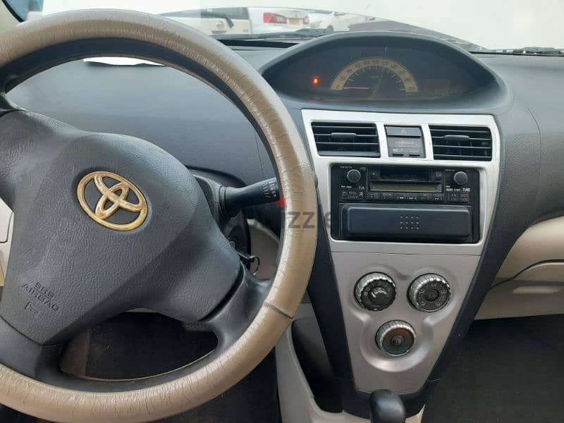 Toyota Yaris 2008 5