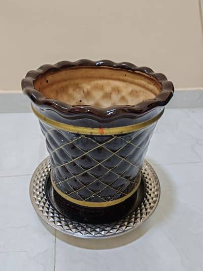 Big Ceramic pot with tray