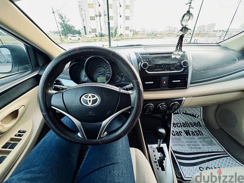 Toyota Yaris 2014 4