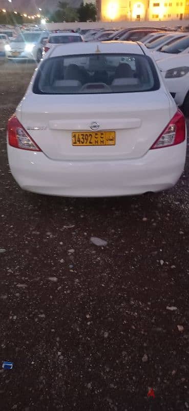 Nissan Sunny 2017 3