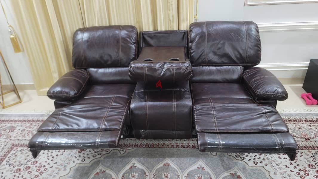 Leather Recliners/Sofas 2x 3 seater & 2x 2 seater with cup holders 4