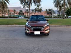 Hyundai tucson model 2018 good condition for sale. 0