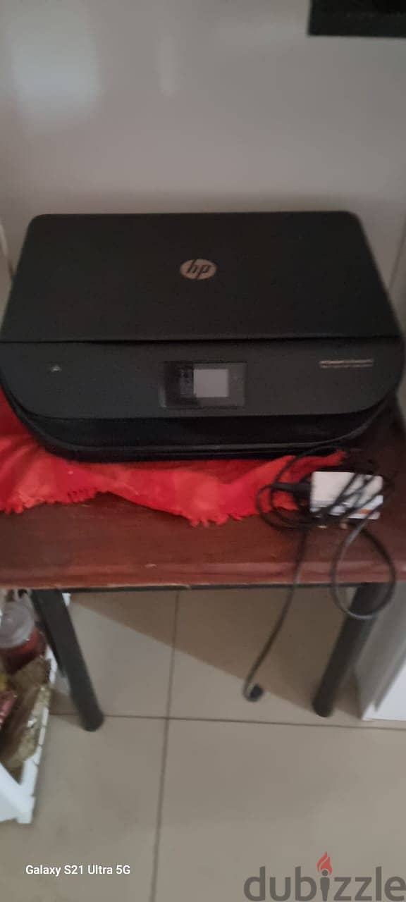 HP wireless PRINTER, SCANNER- excellent condition 1