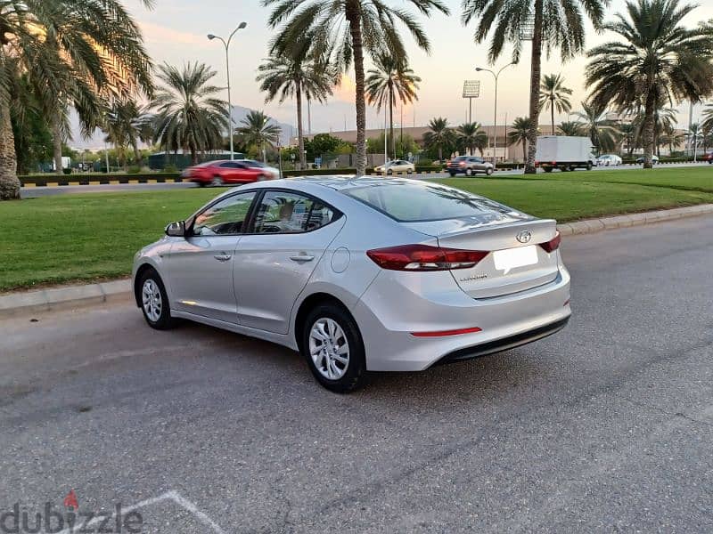 Hyundai Elantra 2017 "OMAN CAR" good condition for sale 4