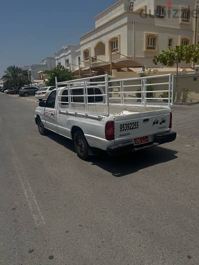 بيكب نقل عام/ pickup truck