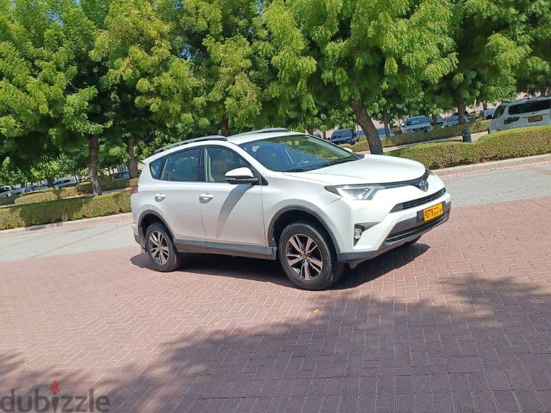 toyota rav4 model 2018 good condition for sale 4