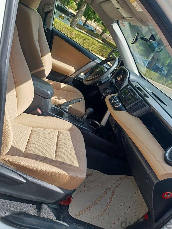 toyota rav4 model 2018 good condition for sale 11