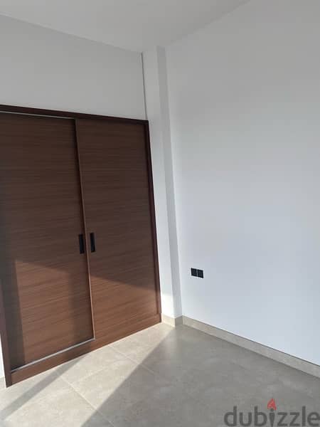 flat for rent muscat hills avenue 2