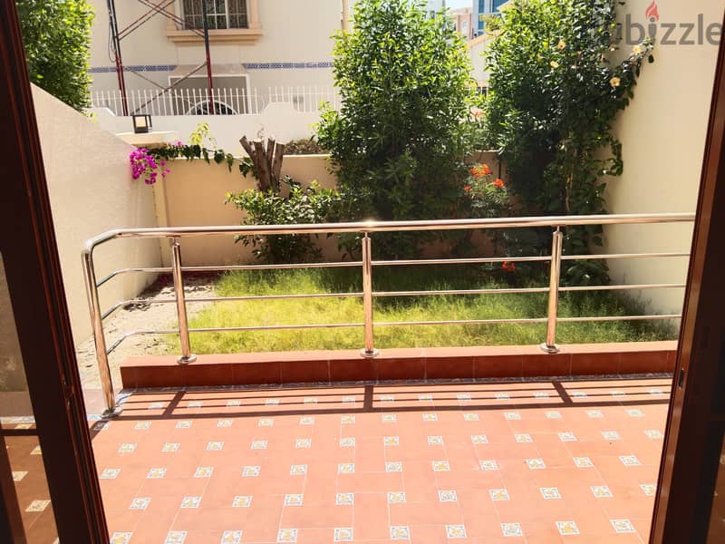 2Me1-5BHK luxury Villa for rent in Ghobra near to 18-November street 6