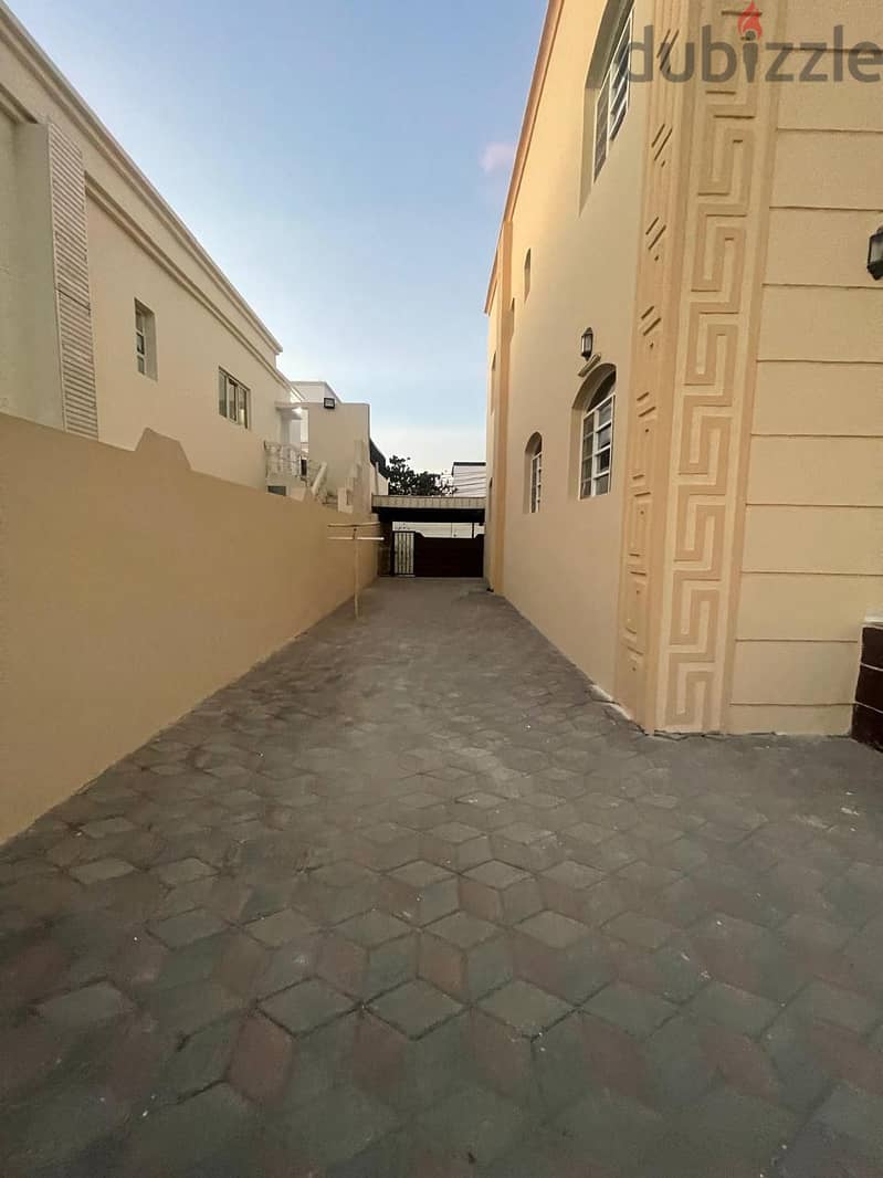 4ME1 5 Bhk Standalone Villa for Rent  In Ansab 2