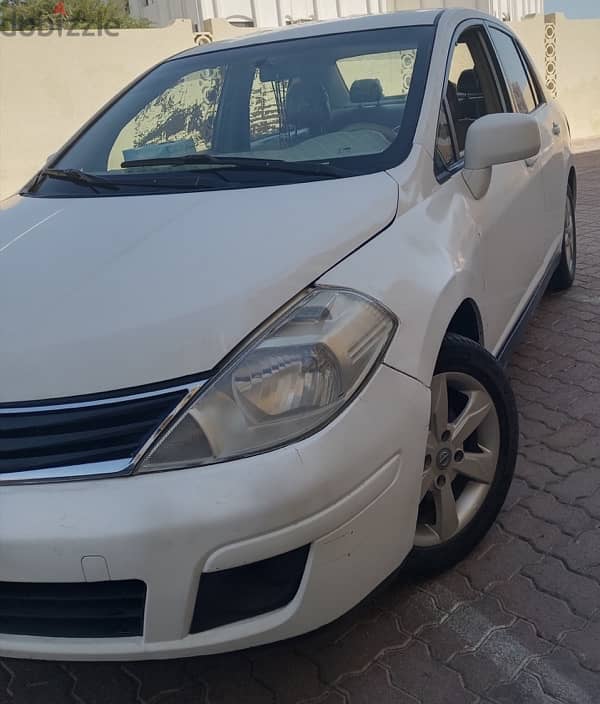 Nissan Tiida 2011 2