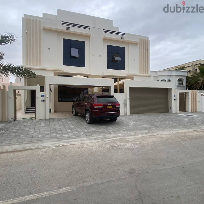 1me40-Beautiful Brand New 6+1bhk Villa For sell Mawaleh North 0