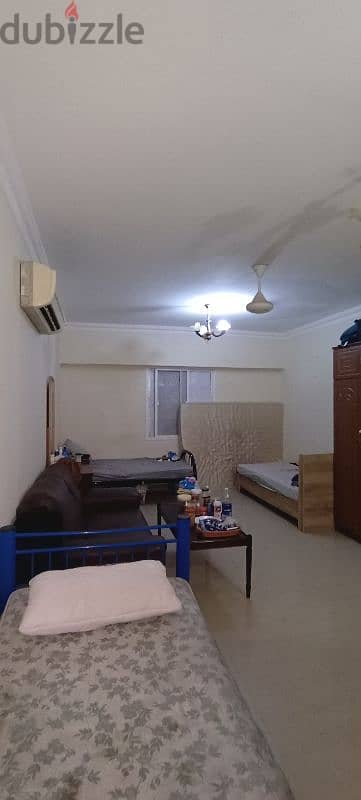 Bed space, room sharing for working women indians only 2